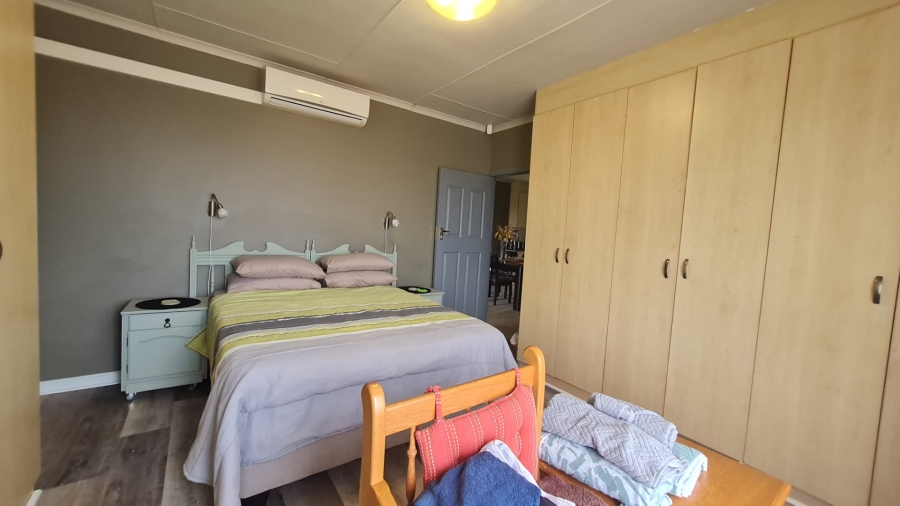 4 Bedroom Property for Sale in Dana Bay Western Cape